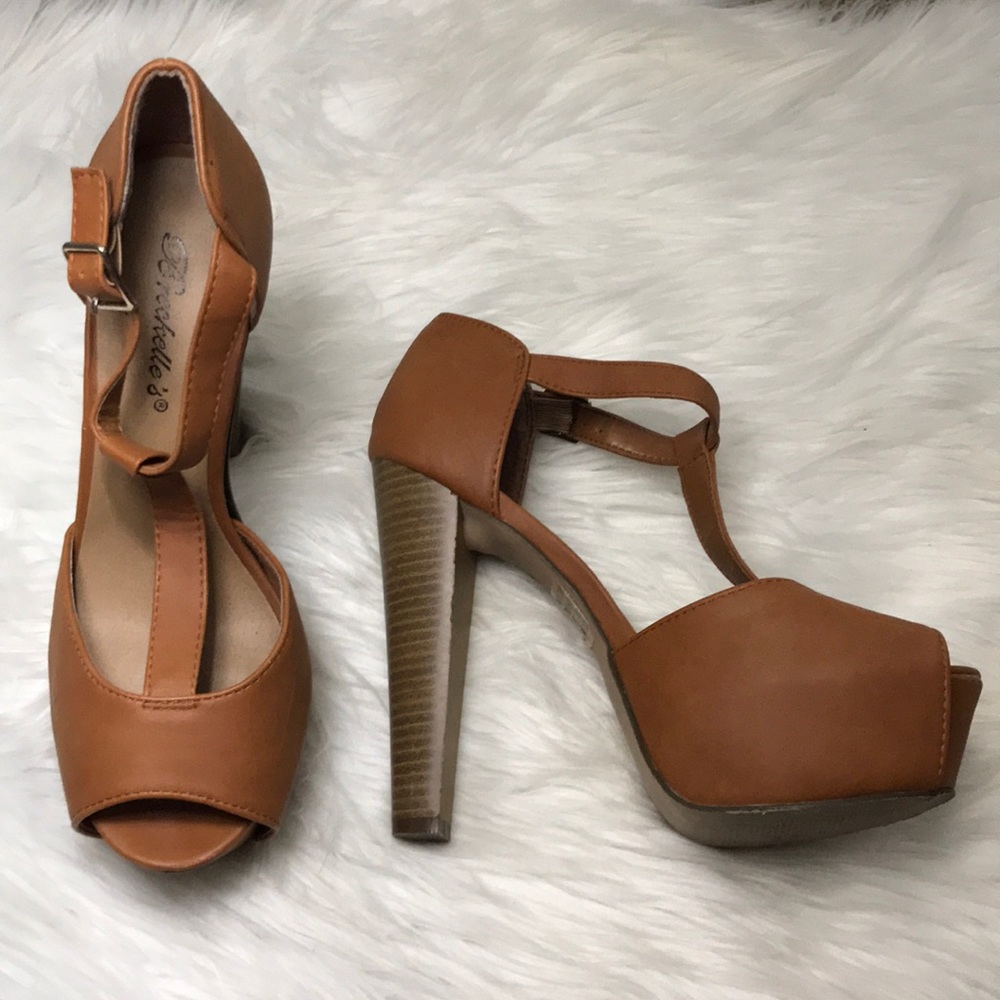 Cognac Heels